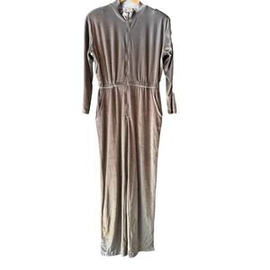 Carreau Sport Retro Vintage Silver Velvet Jumpsuit With Star Zipper Pull Size 8